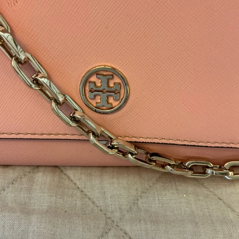 Tory Burch Blush Crossbody Bag with Gold Chain